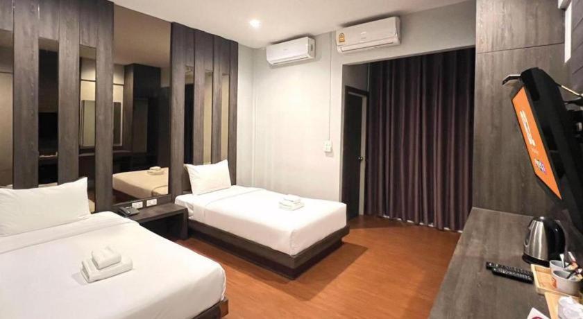 B2 Buriram Boutique And Budget Hotel Eksteriør bilde